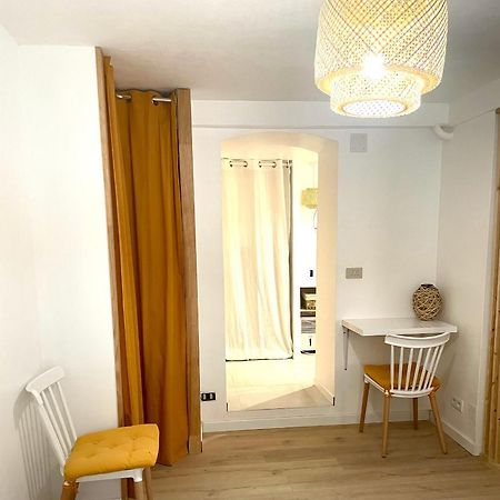Appartement 30M2 Cosy Avec Terrasse Menton Bagian luar foto