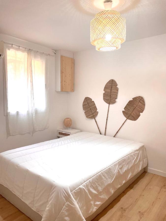Appartement 30M2 Cosy Avec Terrasse Menton Bagian luar foto